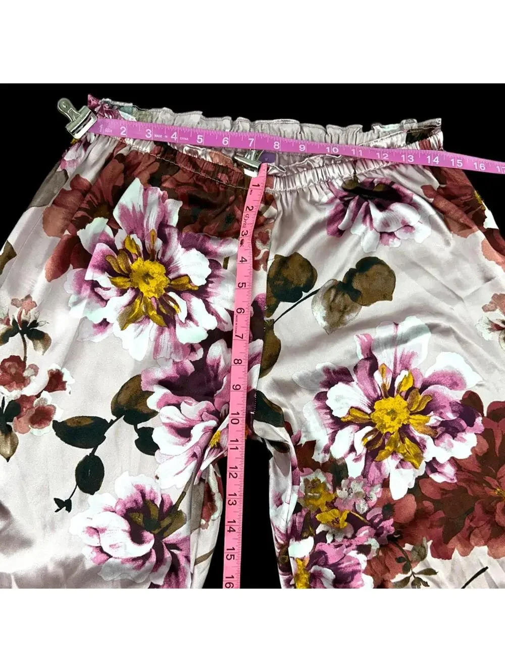 Lilac+London‎ Satin Floral Pajama Set